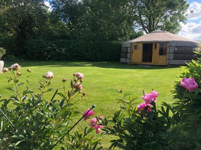 Overnachten In Een Luxe Yurt! Zonnemaire Exteriör bild